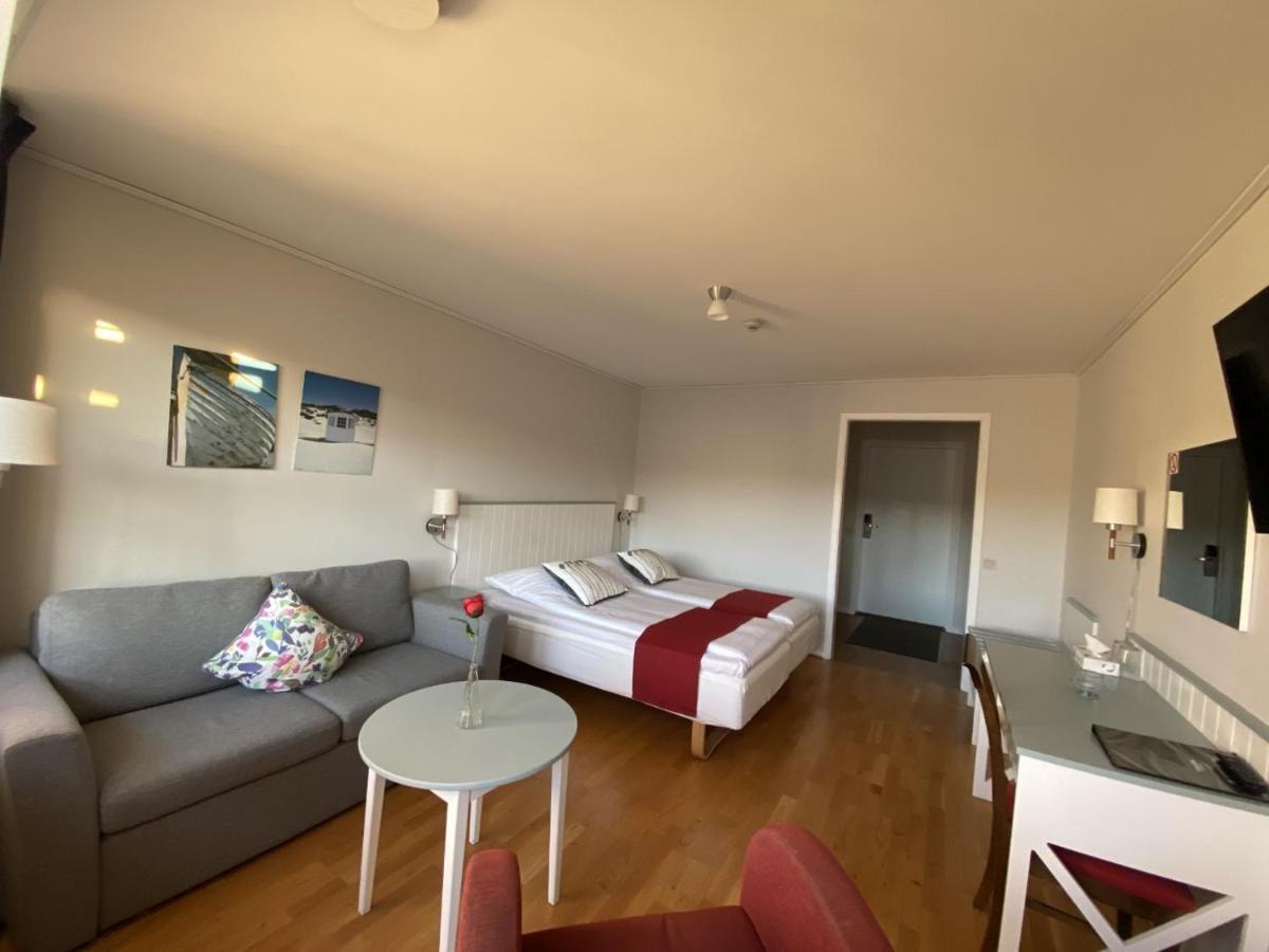 Nordby Hotell Lervik Exterior photo